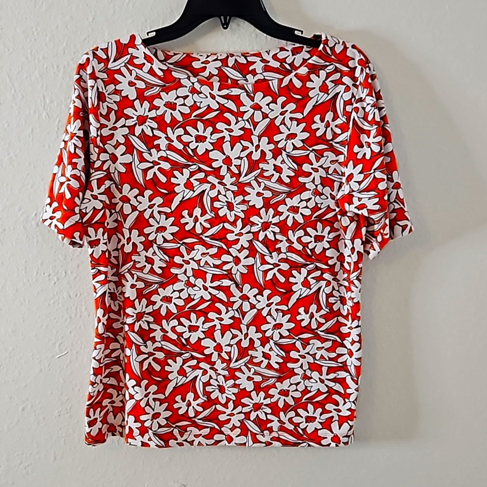 Women's Hillard & Hansen Short Sleeve Orange & White Flower Top. Size PL